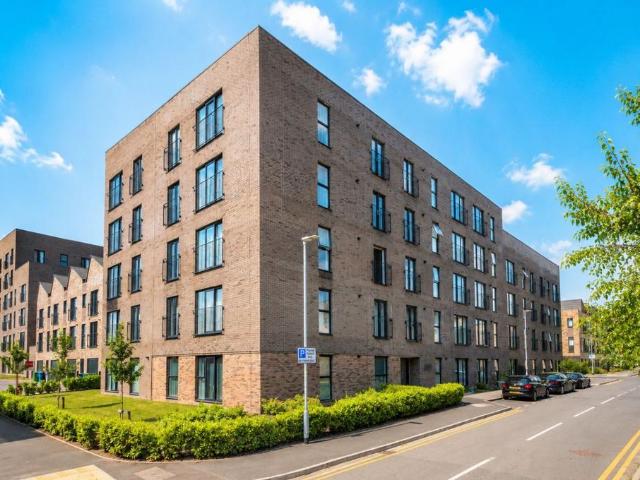 Flat for sale in Gorse Hill, Trafford Park