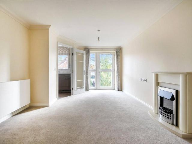 Flat for sale in Princes Risborough, Buckinghamshire