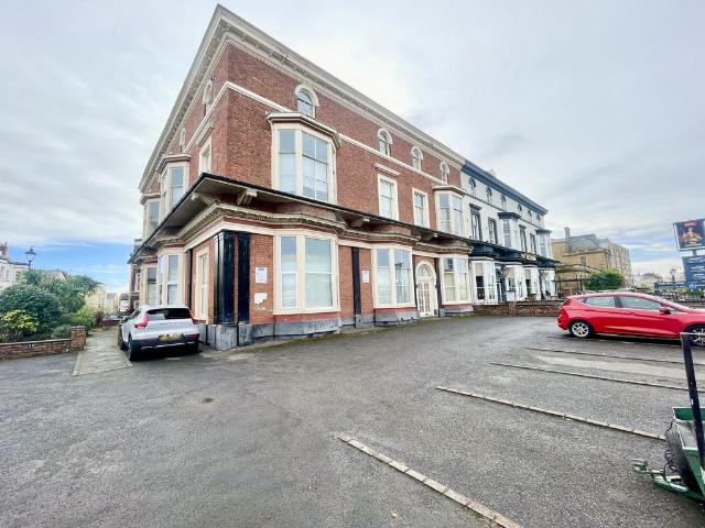 Flat for sale in Southport, Sefton