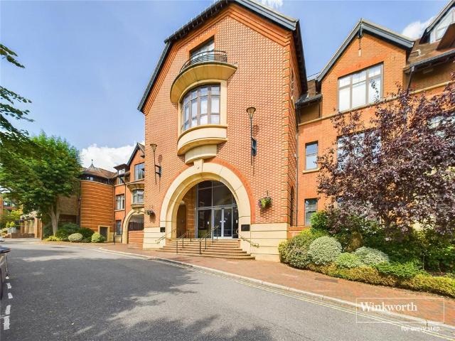 Flat for sale in Henley-on-Thames, Berrick Salome