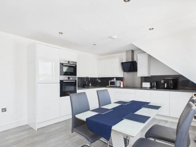 Flat for sale in St Helier, Greater London