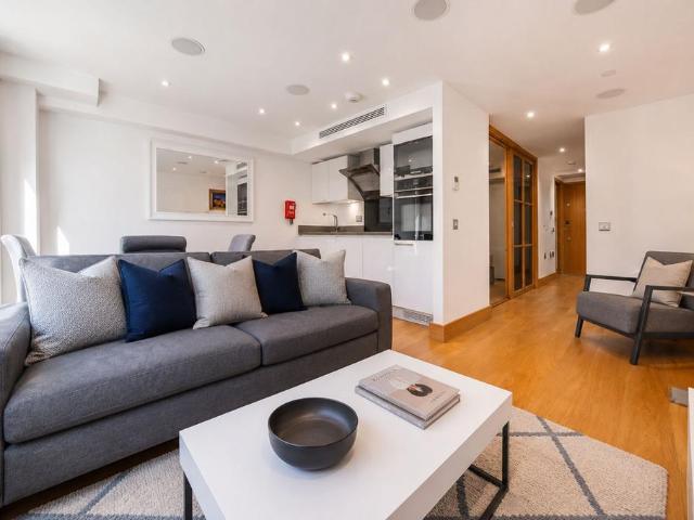 Flat for sale in Paddington, Isle Of Man