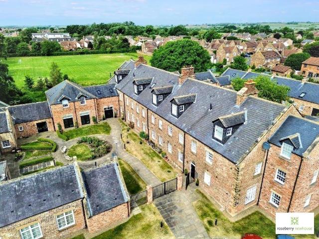 Flat for sale in Stokesley, North Yorkshire