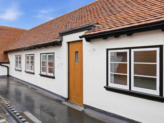 Flat for sale in Moulsham, Chelmsford