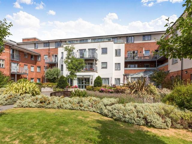 Flat for sale in Eastleigh, Helford
