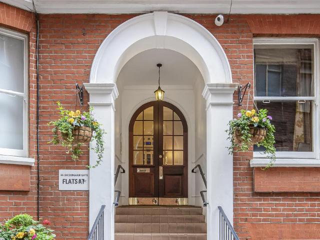 Flat for sale in Victoria, Isle Of Man