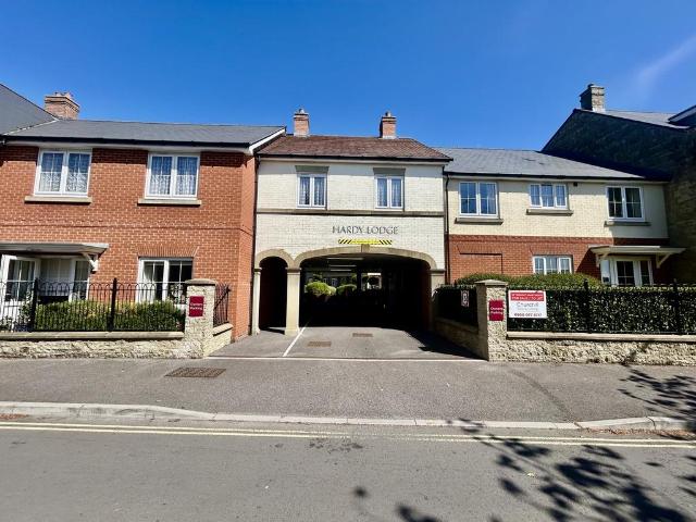Flat for sale in The Maltings, Shaftesbury
