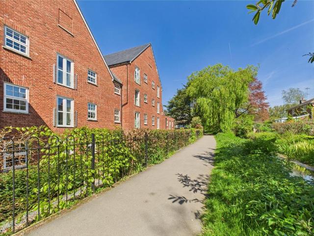 Flat for sale in Budlake, Devon