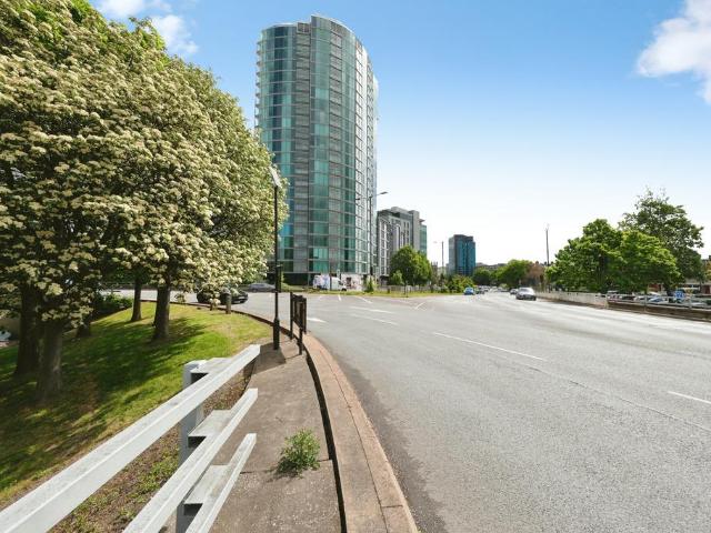 Flat for sale in Devonshire, South Yorkshire