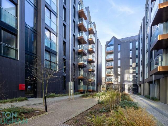 Flat for sale in Queen's Park, Brighton & Hove