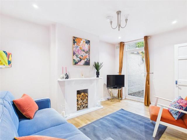 Flat for sale in Bedminster, Bristol