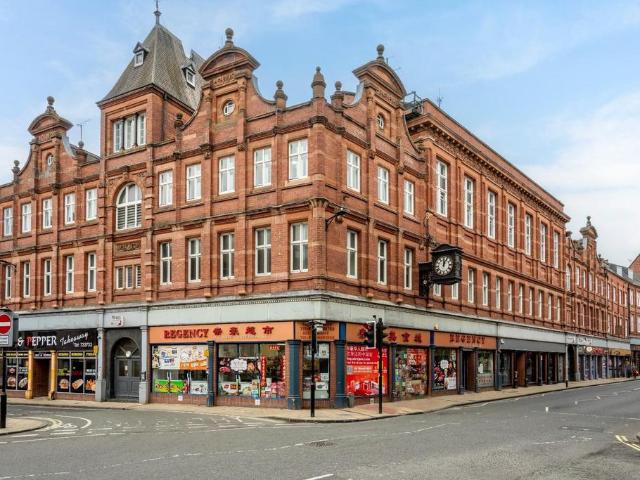 Flat for sale in High Field, York
