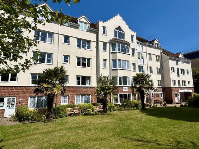 House for sale in West Cliff, Bournemouth