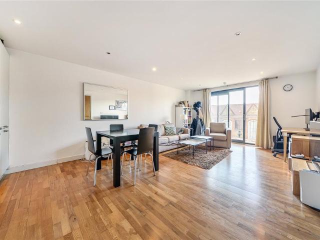 Flat for sale in The Borough, Greater London