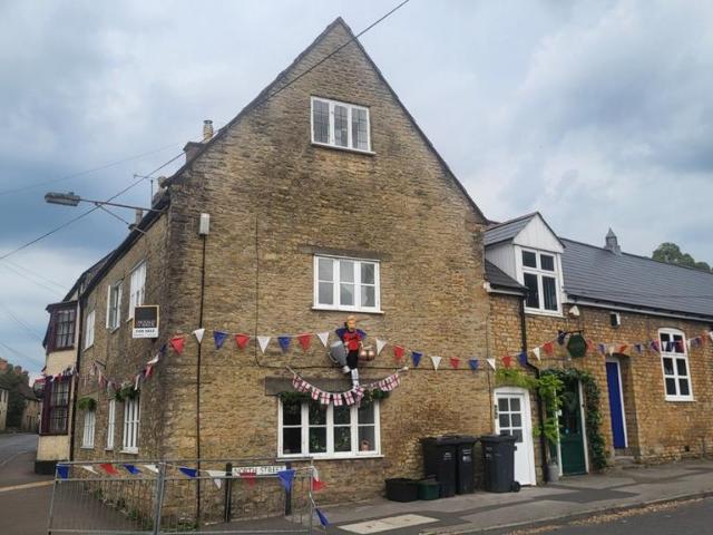 Flat for sale in Milborne Port, Sherborne