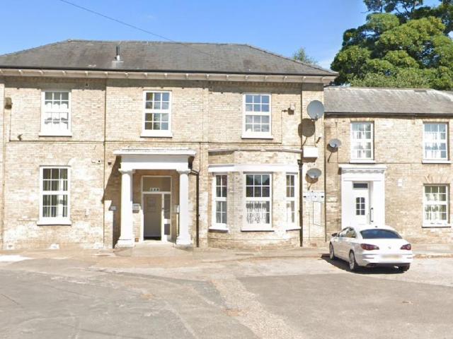 Flat for sale in Wisbech, Four Gotes