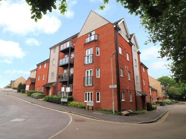 Flat for sale in Hedge End, Helford