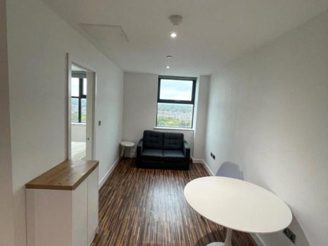 Flat for sale in Old Trafford, Trafford Park