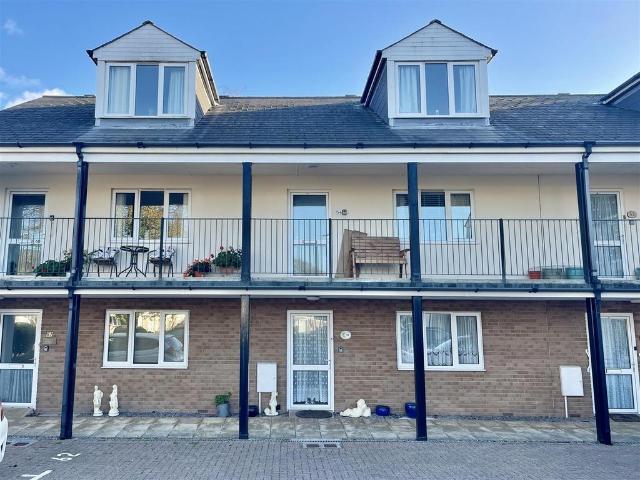 Flat for sale in Crownhill, Plymouth