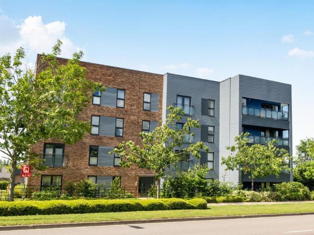 Flat for sale in Cheswick Green, West Midlands
