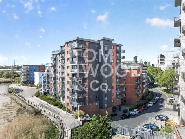 Flat for sale in Roding Riverside, Isle Of Man