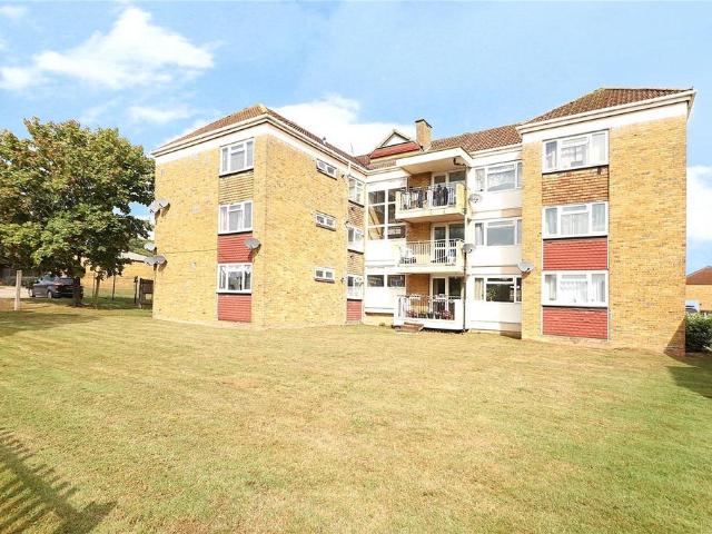 Flat for sale in Hoo St Werburgh