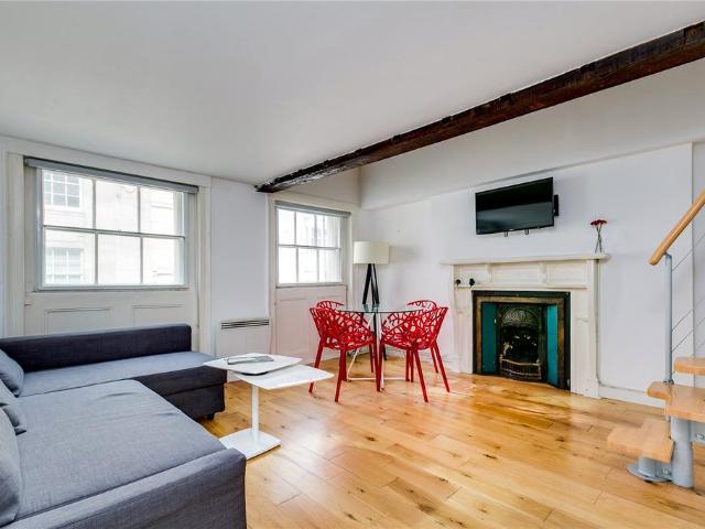Flat for sale in St. James's, Mayfair