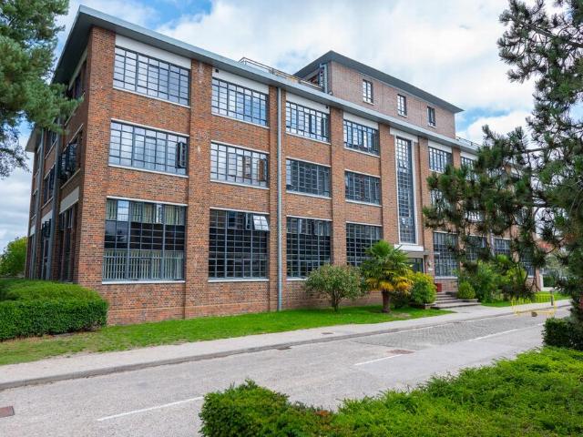 Flat for sale in Farnborough, Hampshire