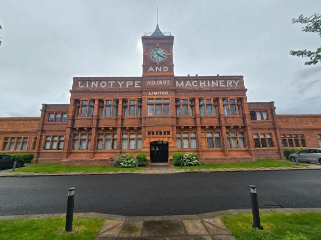 Flat for sale in Broadheath, Trafford Park