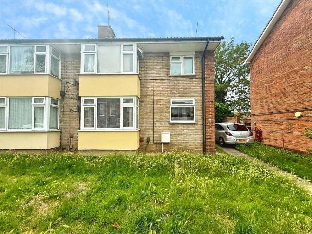 Flat for sale in Key Street, Suffolk