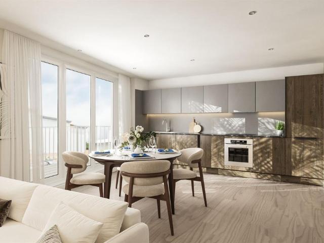 Flat for sale in Walton, Aylesbury