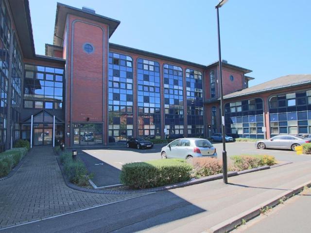 Flat for sale in Hill, City Of Southampton