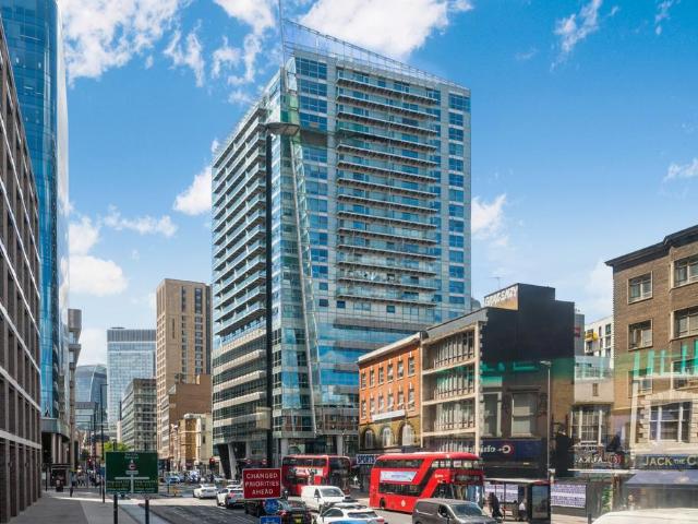 Flat for sale in Spitalfields, Whitechapel