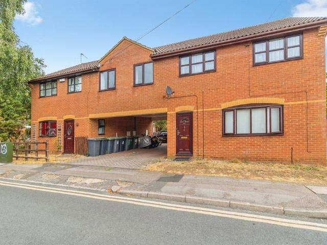 Flat for sale in Flitwick, Bedfordshire