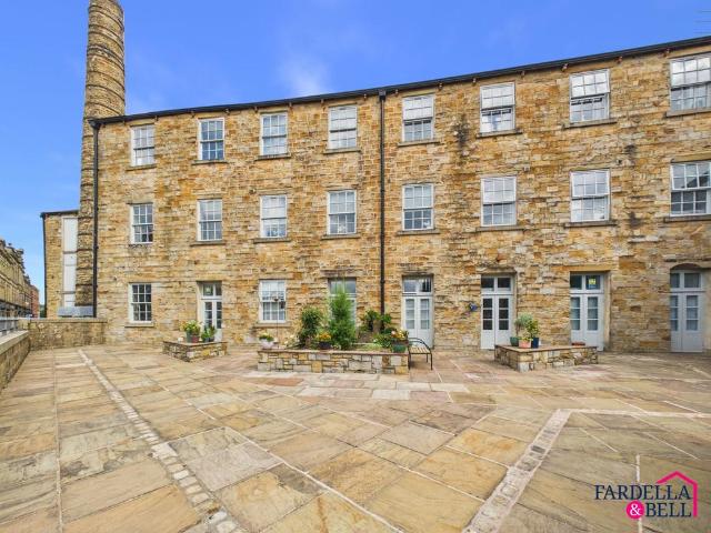 Flat for sale in Burnley Wood, Burnley