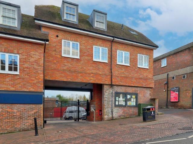 Flat for sale in Great Missenden, Buckinghamshire