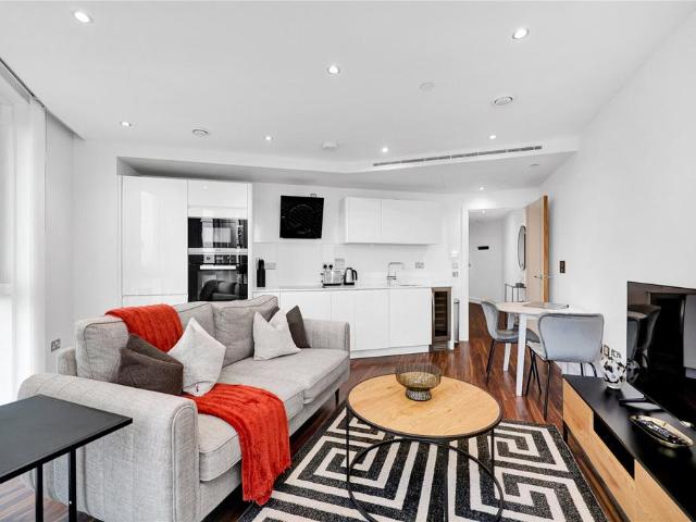 Flat for sale in Spitalfields, Whitechapel