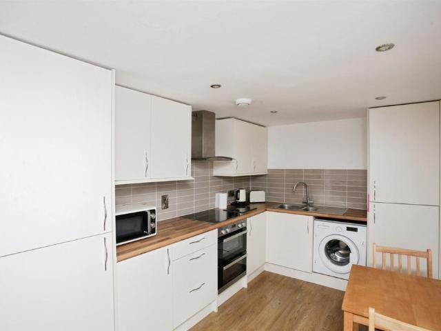 Flat for sale in New Bilton, Rugby