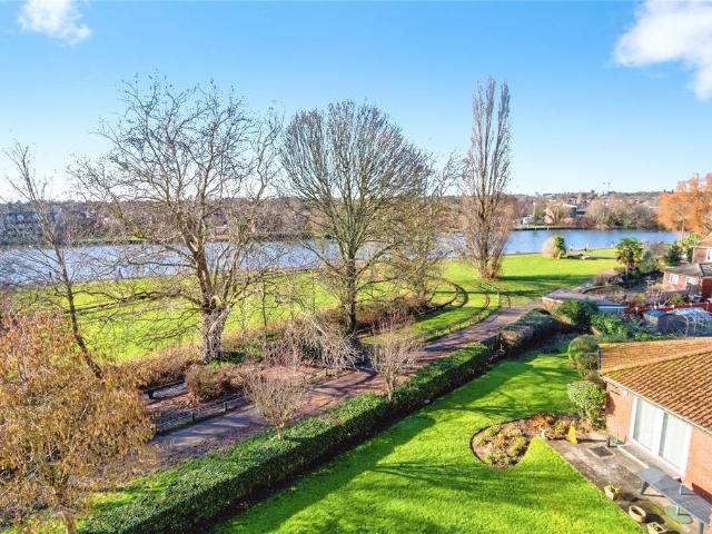 Flat for sale in Bitterne Park, Isle Of Man