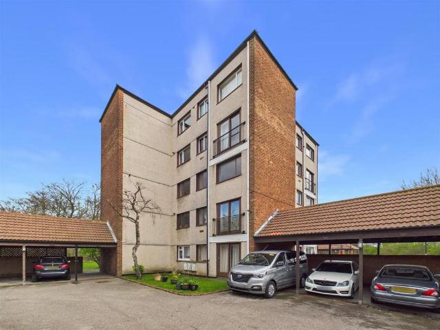 Flat for sale in Percy Main, North Shields