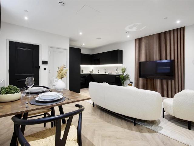 Flat for sale in Great Burstead, Billericay