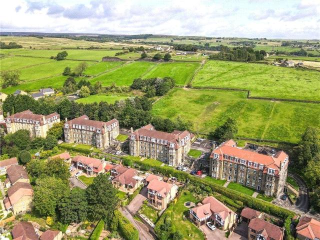 Flat for sale in Priestthorpe, Crossflatts