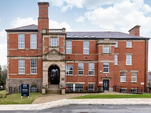 Flat for sale in Hurdsfield, Macclesfield