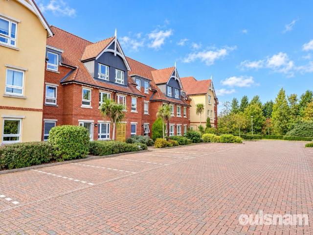 Flat for sale in Primsland, Wychavon