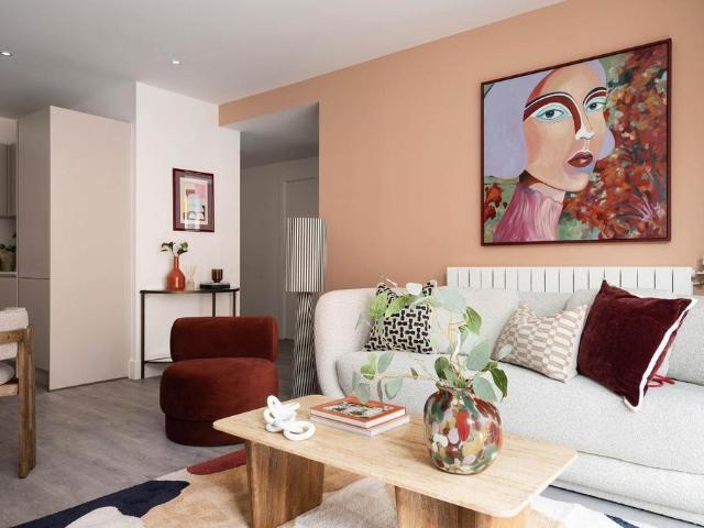 Flat for sale in Glyndon, Cat Hill