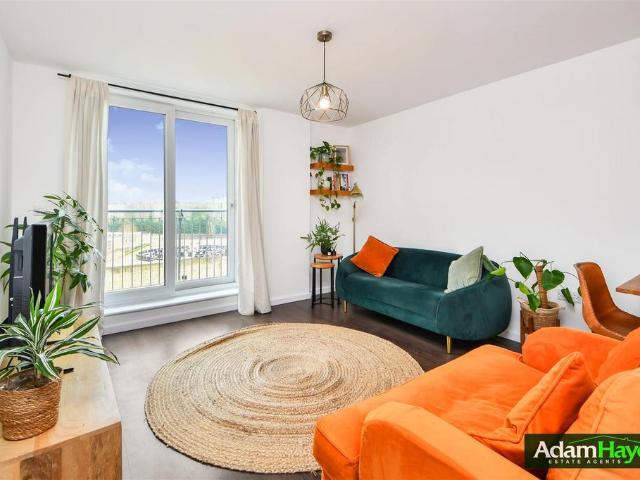 Flat for sale in Fallow Corner, Isle Of Man