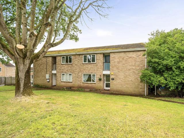 Flat for sale in Somerset