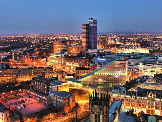 Flat for sale in Old Trafford, Trafford Park