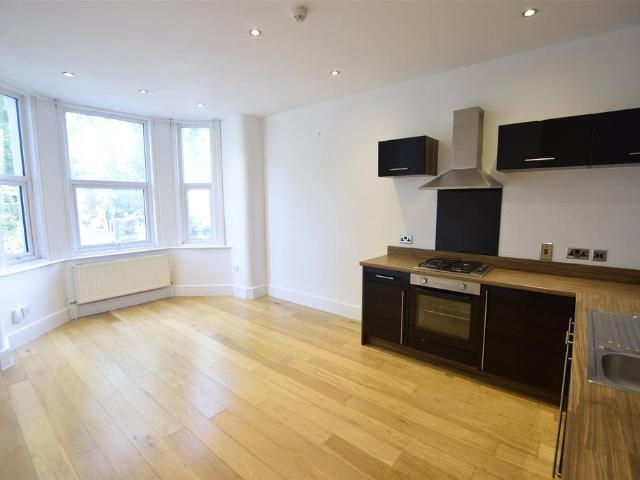 Flat for sale in Spike Island, Feckenham