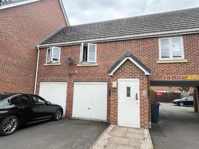 Flat for sale in Beamhurst, Staffordshire